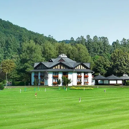 Naafs-haeuschen Hotell 3*