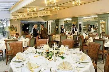 Naafs-haeuschen Hotell