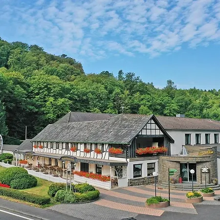 Hotell Naafs-haeuschen Lohmar
