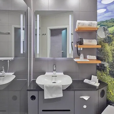 Naafs-haeuschen Hotell 3*