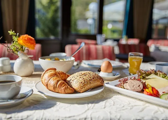 Hotel Naafs-haeuschen 4*