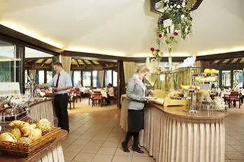 Naafs-häuschen Hotel 4*